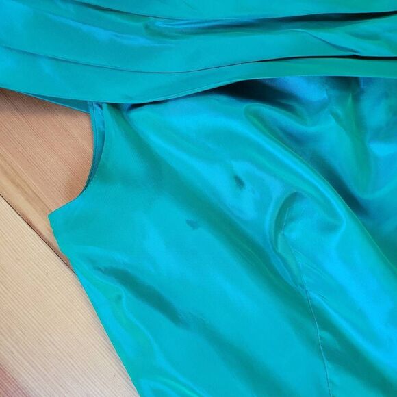 Vintage 1950s green blue iridescent cocktail dress off shoulder bow detail retro - Picture 8 of 13